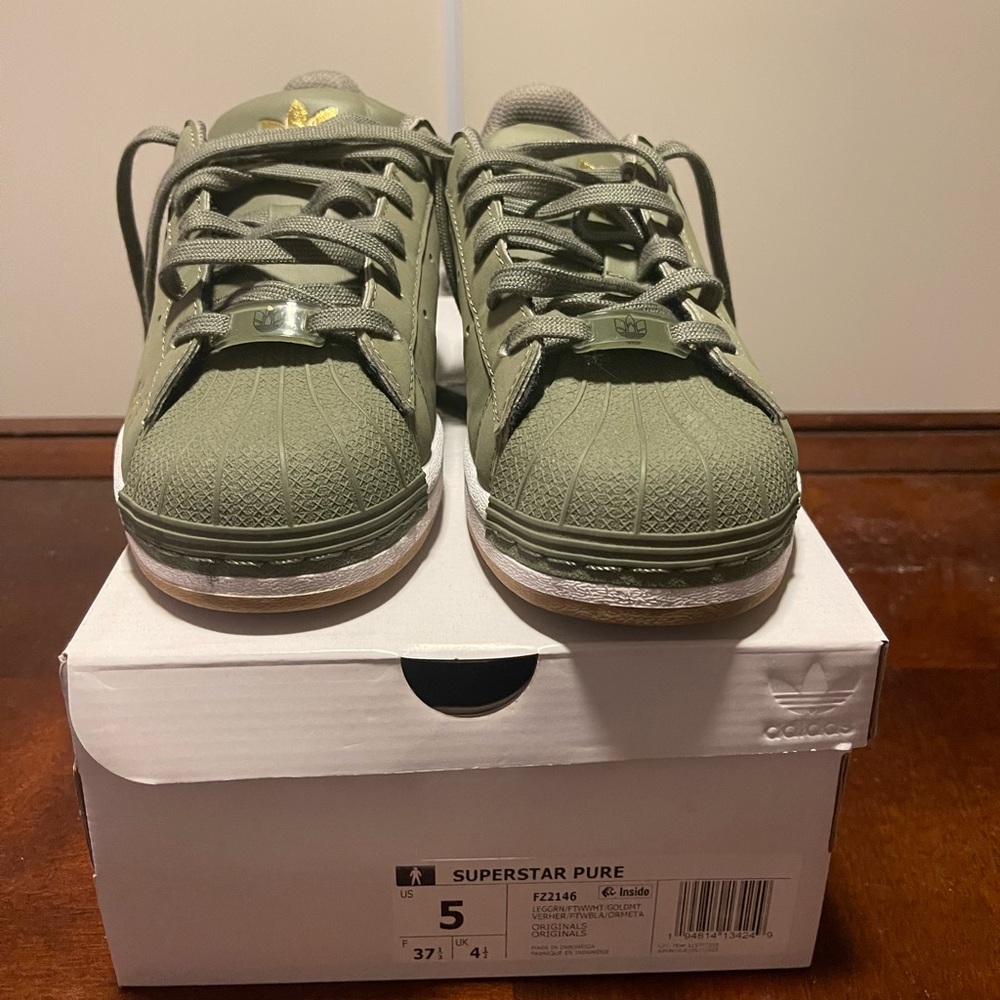 Olive Green Adidas (Size 5)